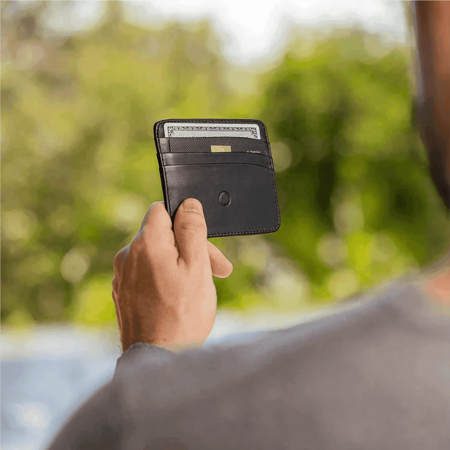 Minimalist Leather Wallet | Husk Case