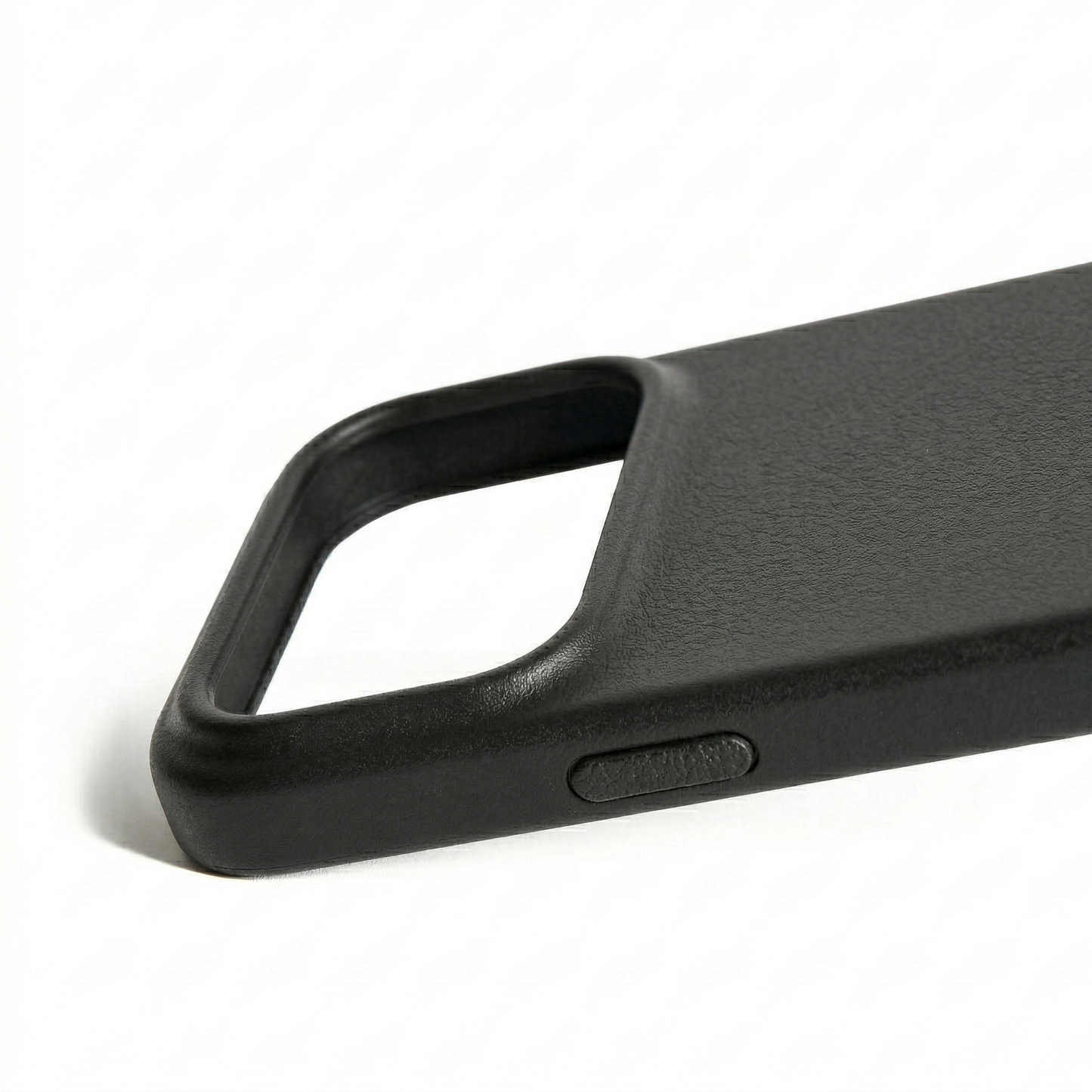 Classic Leather Case for iPhone 17 Pro Max | Husk Case