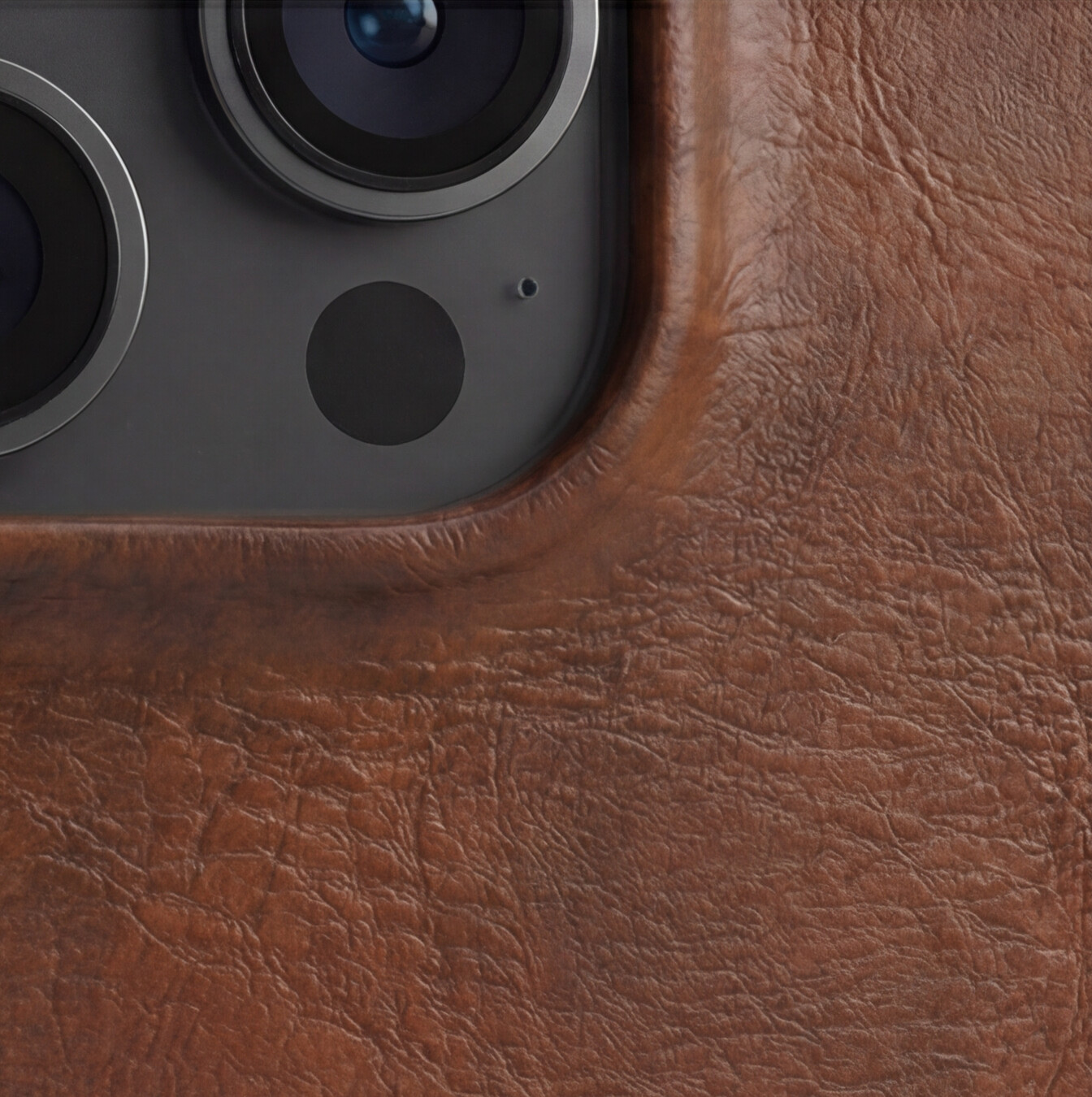 Classic Leather Case for iPhone 16 Pro | Husk Case